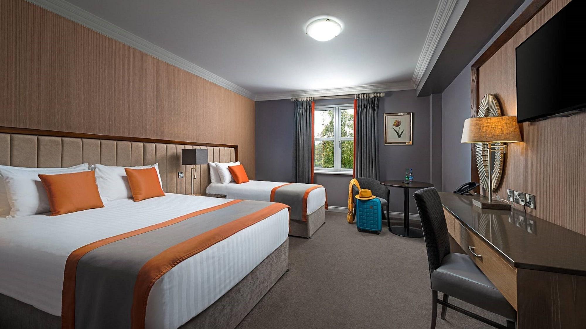 Prince Of Wales Hotel Атлон Екстер'єр фото